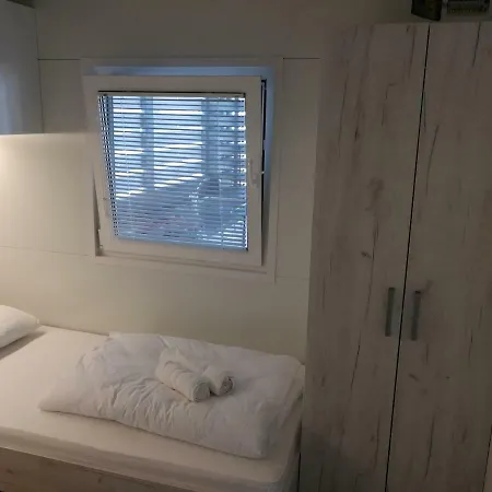 Dom wakacyjny Holiday Homes Milan *