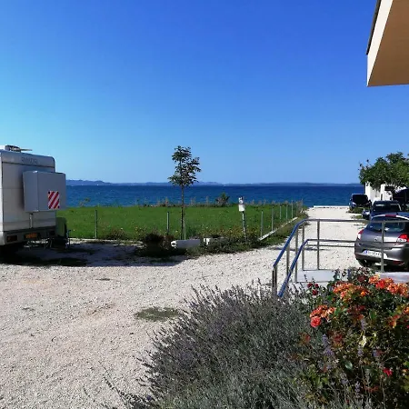 Holiday Homes Milan בית נופש פריבלאקה